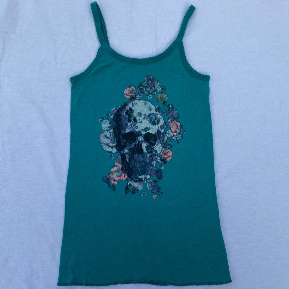 Tank with skull print